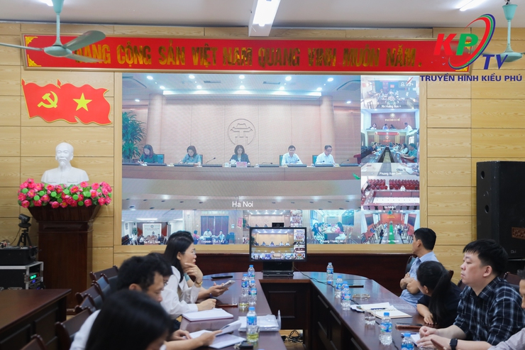 Hội nghị Ban Chỉ đạo Kỳ thi tốt nghiệp trung học phổ thông thành phố Hà Nội năm 2026 và Ban Chỉ đạo thi, tuyển sinh thành phố Hà Nội năm học 2026-2027- Ảnh 4.