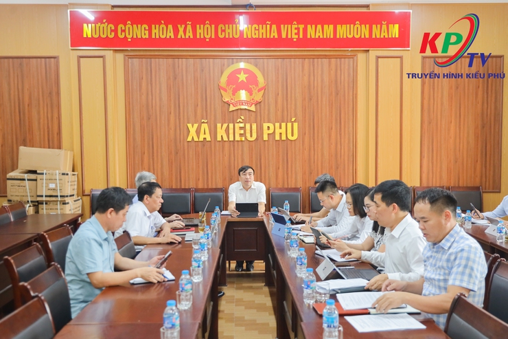 Thường trực Đảng uỷ xã đã tổ chức Hội nghị giao ban Ban Chỉ đạo các dự án trọng điểm trên địa bàn.- Ảnh 1.