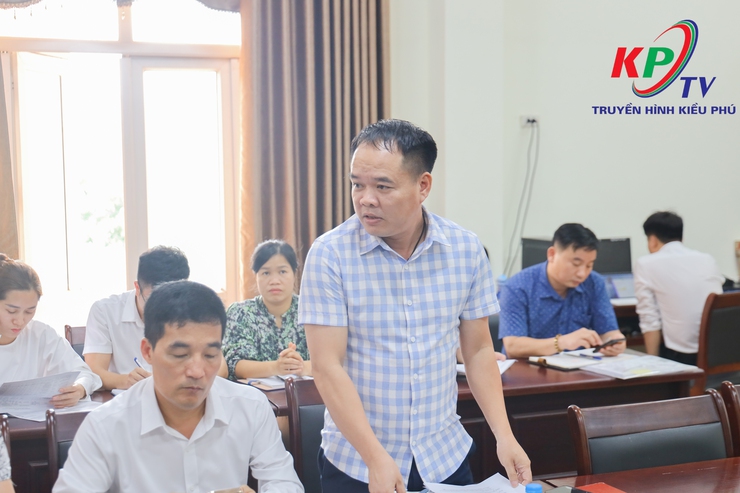 Thường trực Đảng uỷ xã đã tổ chức Hội nghị giao ban Ban Chỉ đạo các dự án trọng điểm trên địa bàn.- Ảnh 4.