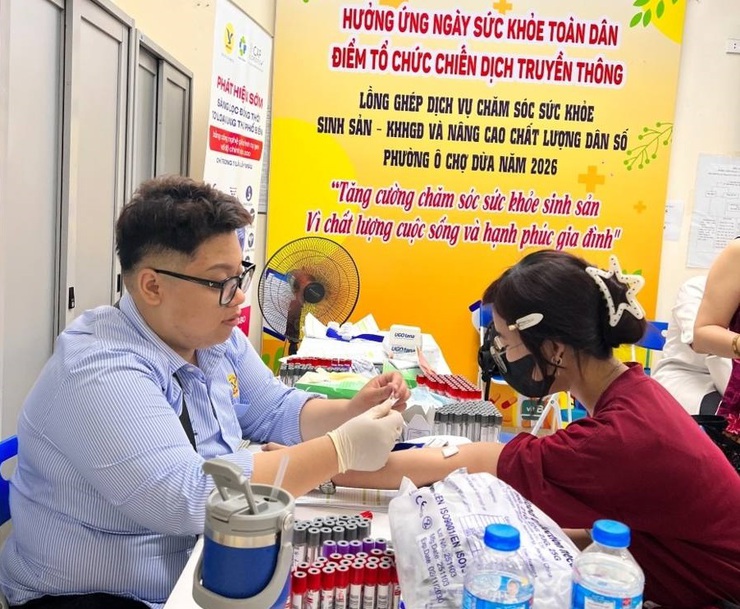 Trạm Y tế Phường Ô Chợ Dừa : Rộn ràng chiến dịch chăm sóc sức khỏe sinh sản &KHHGĐ, nâng cao chất lượng dân số năm 2026- Ảnh 6.
