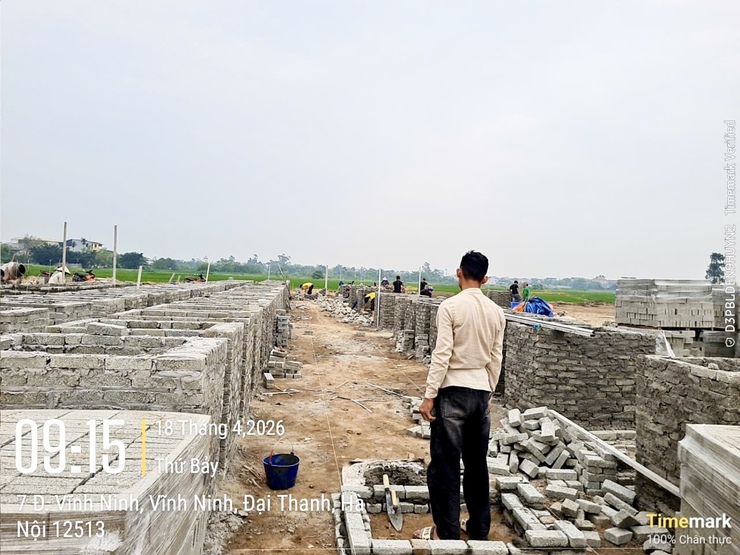 Tuyên truyền vận động 604 gia đình di chuyển mộ vào khu vực tập trung- Ảnh 5.