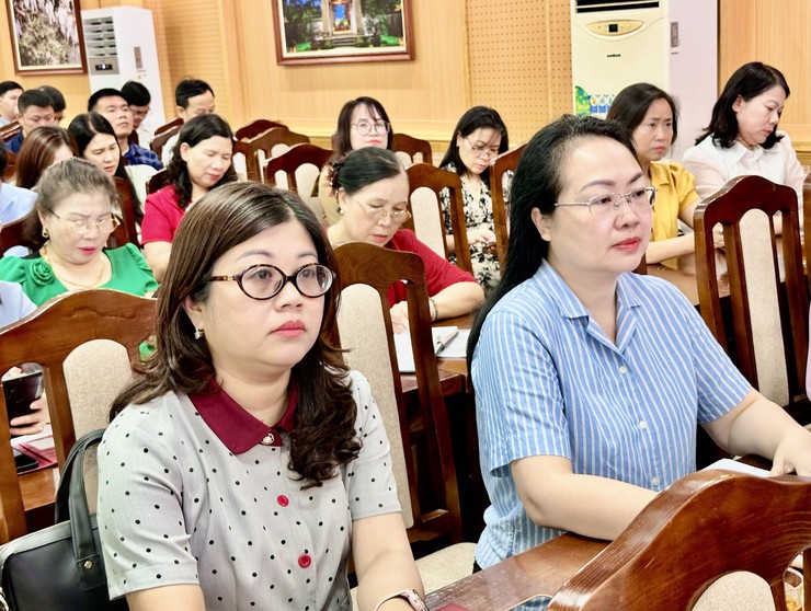 Đảng bộ xã Đại Thanh tổ chức hội nghị trực tiếp kết hợp trực tuyến tới 41 điểm cầu trên toàn địa bàn xã- Ảnh 5.