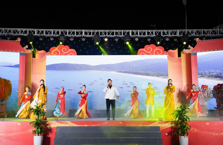 QUỐC OAI KHAI HỘI CHÙA THẦY 2026: ĐÁNH THỨC DI SẢN, LAN TỎA HỒN THIÊNG XỨ ĐOÀI- Ảnh 13.