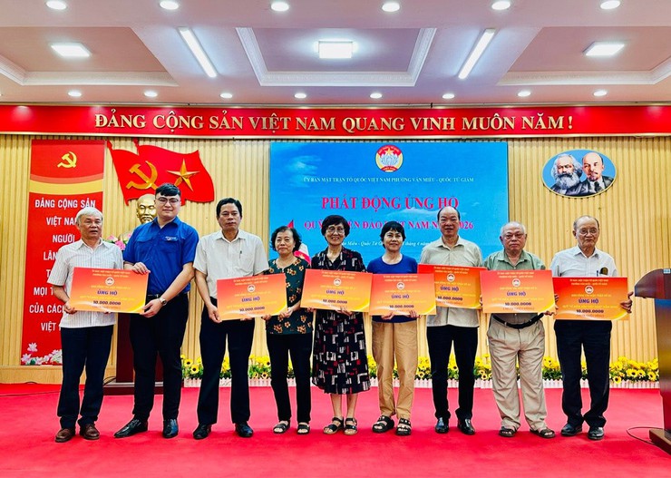 PHƯỜNG VĂN MIẾU - QUỐC TỬ GIÁM PHÁT ĐỘNG ỦNG HỘ QUỸ "VÌ BIỂN, ĐẢO VIỆT NAM" NĂM 2026- Ảnh 1.