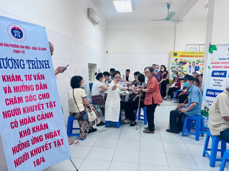 PHƯỜNG VĂN MIẾU - QUỐC TỬ GIÁM TRIỂN KHAI CHUỖI HOẠT ĐỘNG CHĂM SÓC SỨC KHOẺ TOÀN DÂN- Ảnh 2.