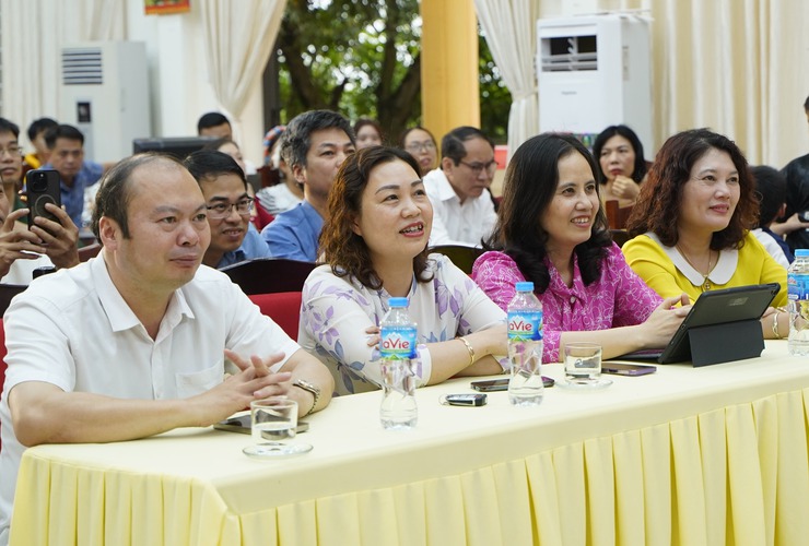 Lan tỏa trách nhiệm cộng đồng từ hội thi "Chuyên Mỹ chung tay khắc phục 5 điểm nghẽn, xây dựng thủ đô Hà Nội xanh, văn minh, hiện đại và phát triển bền vững"- Ảnh 1.