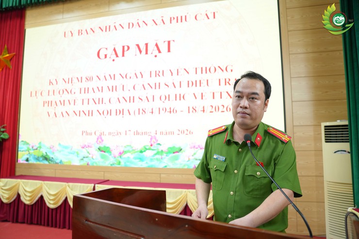 Phú Cát gặp mặt kỷ niệm 80 năm ngày truyền thống các lực lượng trong Công an nhân dân- Ảnh 3.