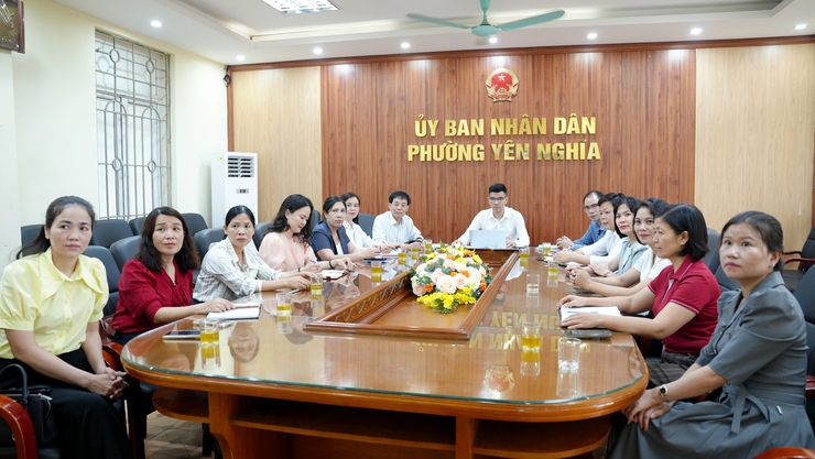 Phường Yên Nghĩa tham dự Hội nghị trực tuyến Ban Chỉ đạo thi tốt nghiệp THPT và tuyển sinh năm học 2026 - 2027- Ảnh 1.