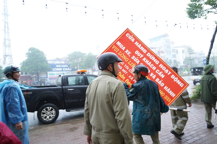 Phường Chương Mỹ tập trung tháo gỡ 5 điểm nghẽn, tạo chuyển biến rõ nét trong quản lý đô thị- Ảnh 3.