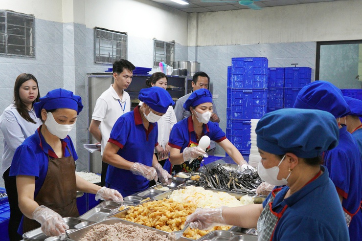 Phường Chương Mỹ tập trung tháo gỡ 5 điểm nghẽn, tạo chuyển biến rõ nét trong quản lý đô thị- Ảnh 1.