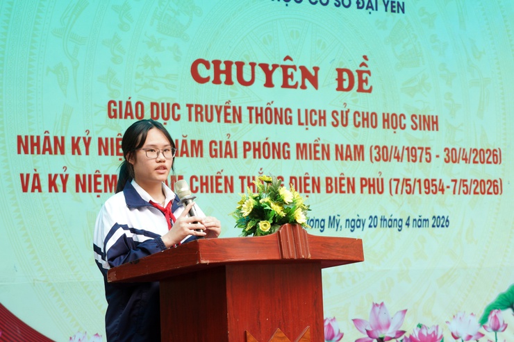 Hội CCB phường Chương Mỹ tổ chức chuyên đề giáo dục truyền thống lịch sử cho học sinh Trường THCS Đại Yên- Ảnh 15.