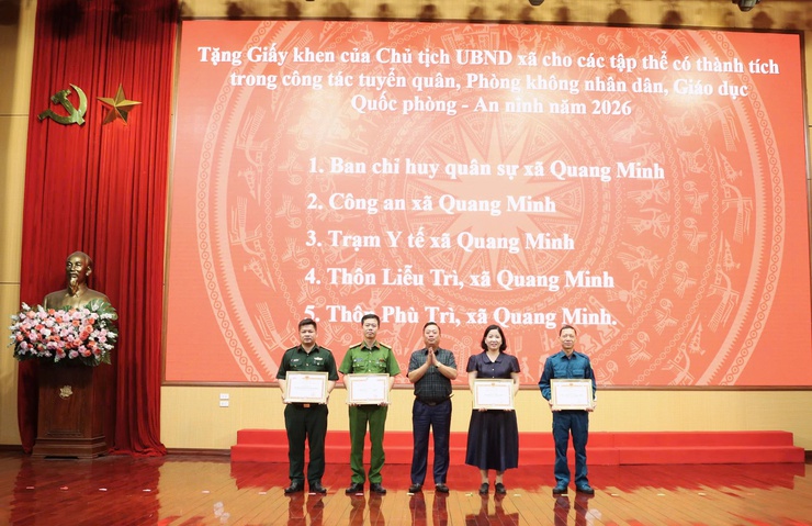 Xã Quang Minh tổng kết công tác tuyển chọn, gọi công dân nhập ngũ năm 2026 và triển khai nhiệm vụ năm 2027- Ảnh 3.