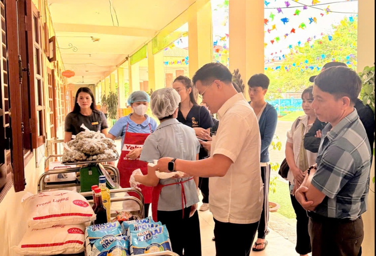 Tăng cường kiểm tra an toàn thực phẩm bữa ăn bán trú tại các cơ sở giáo dục- Ảnh 1.