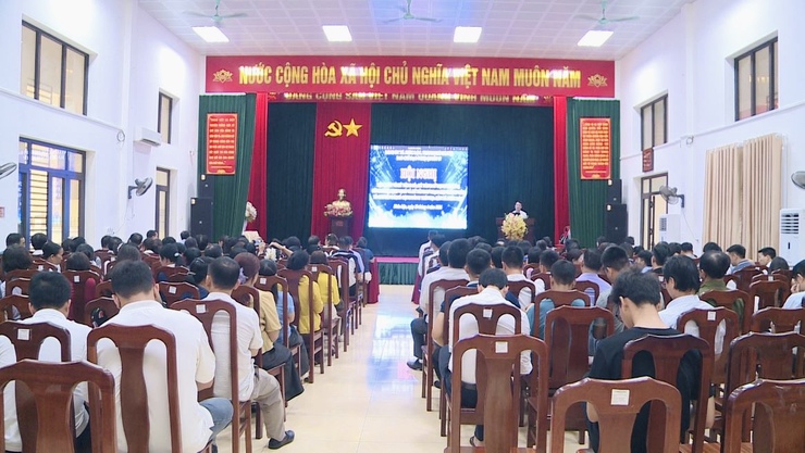 UBND xã Phúc Lộc tổ chức Hội nghị tập huấn kỹ năng số cho tổ chuyển đổi số cộng đồng- Ảnh 4.
