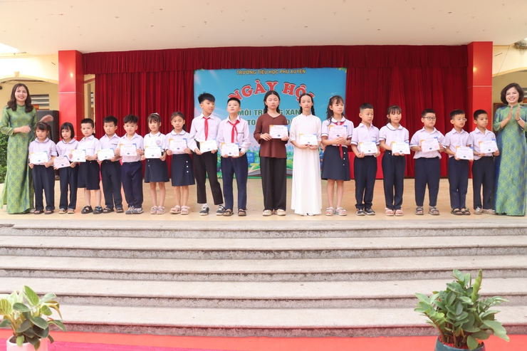 Ấn tượng chương trình “Ngày hội môi trường xanh – lan tỏa văn hóa đọc” tại trường tiểu học Phú Xuyên- Ảnh 19.