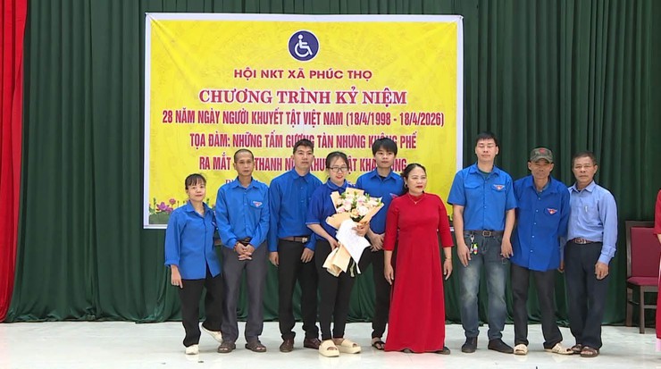 Phúc Thọ kỷ niệm 28 năm Ngày Người khuyết tật Việt Nam, ra mắt CLB "Thanh niên khuyết tật Khát vọng"- Ảnh 7.