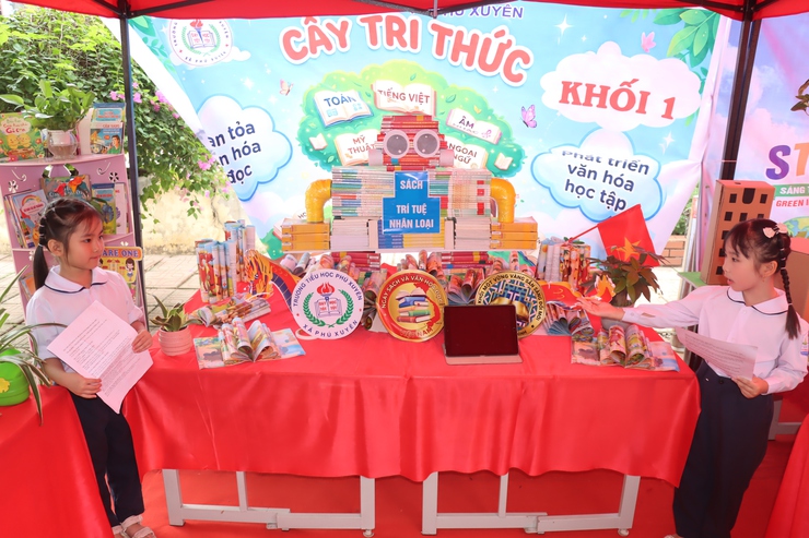 Ấn tượng chương trình “Ngày hội môi trường xanh – lan tỏa văn hóa đọc” tại trường tiểu học Phú Xuyên- Ảnh 24.