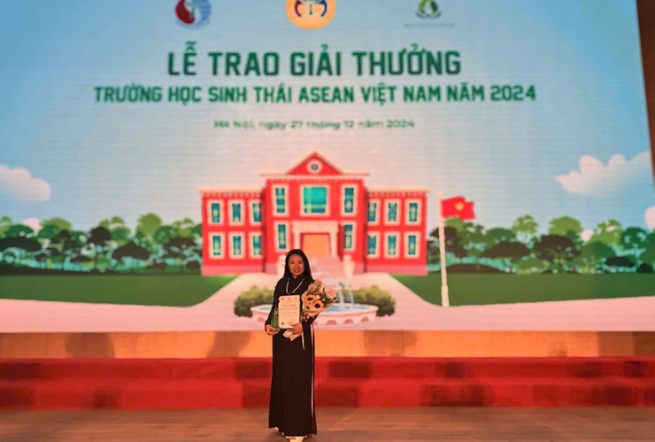 Nhà giáo Nguyễn Thị Bích Thủy – Người Hiệu trưởng tận tâm, người truyền cảm hứng cho ngôi trường mang tên Ngô Thì Nhậm.- Ảnh 3.