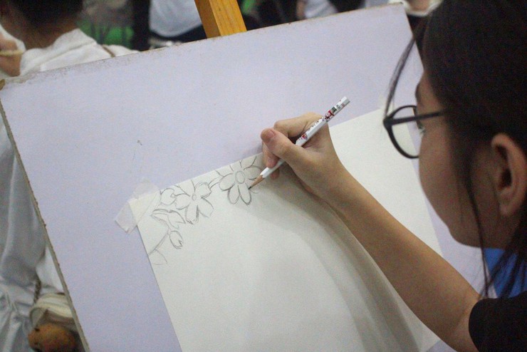 Phường Hai Bà Trưng: Lan tỏa văn hóa đọc qua từng nét vẽ - Khi sách trở thành nguồn cảm hứng sáng tạo- Ảnh 5.