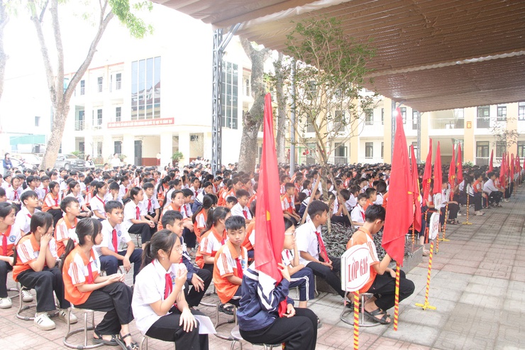 Hội CCB xã Trần Phú: tổ chức giáo dục truyền thống cho thế hệ trẻ- Ảnh 2.