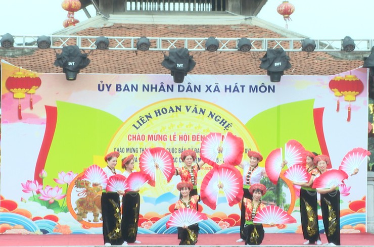 Giao lưu Hát dân ca và Nhạc cổ truyền xã Hát Môn năm 2026 – Sắc màu văn hóa trong Lễ hội Đền Hát Môn- Ảnh 3.