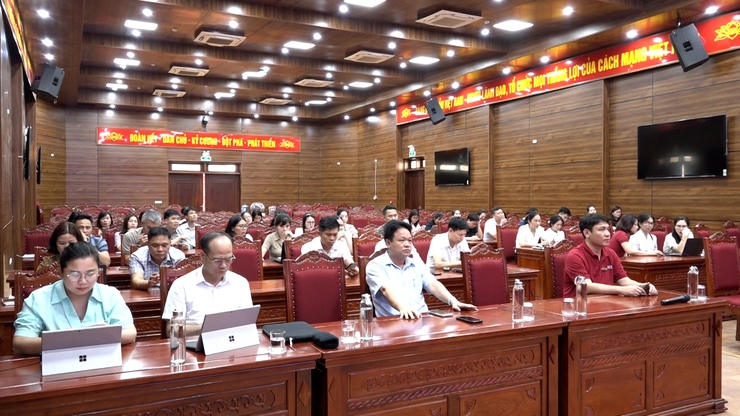 Xã Mỹ Đức nâng cao kỹ năng ứng dụng công nghệ trí tuệ nhân tạo (AI) trong hoạt động công vụ- Ảnh 1.