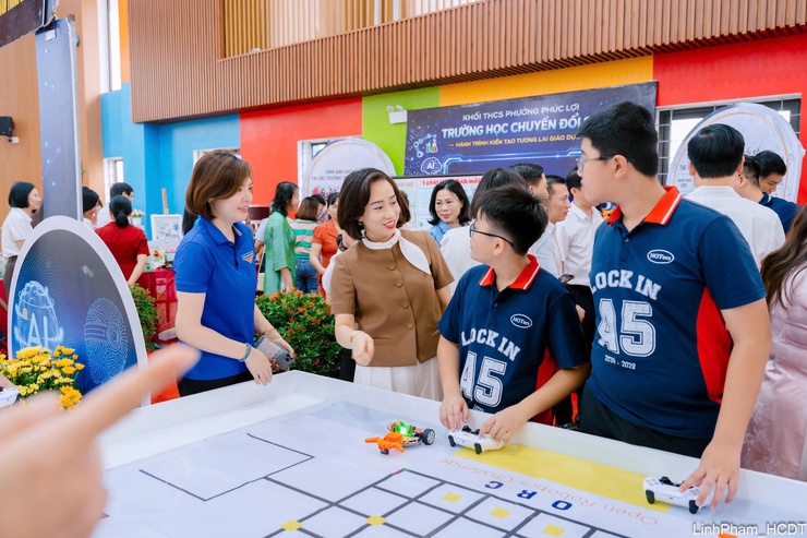 Nhiều mô hình sáng tạo, ứng dụng khoa học công nghệ, chuyển đổi số hưởng ứng bộ chỉ số Trường học Chuyển đổi số, Trường học Văn minh - Hạnh phúc, Tổ dân phố Chuyển đổi số- Ảnh 6.