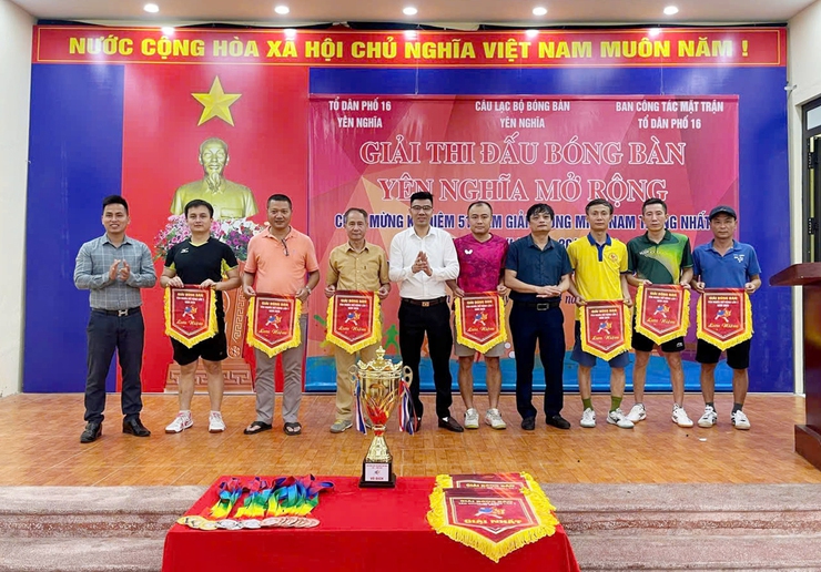 Sôi nổi Giải bóng bàn phường Yên Nghĩa mở rộng lần thứ nhất năm 2026 - Ảnh 1.