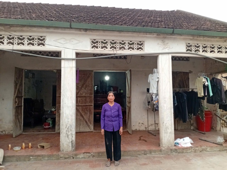 Ủy ban MTTQ Việt Nam xã Minh Châu khởi công xây dựng nhà Đại đoàn kết cho hộ gia đình có hoàn cảnh khó khăn trên địa bàn xã.- Ảnh 2.