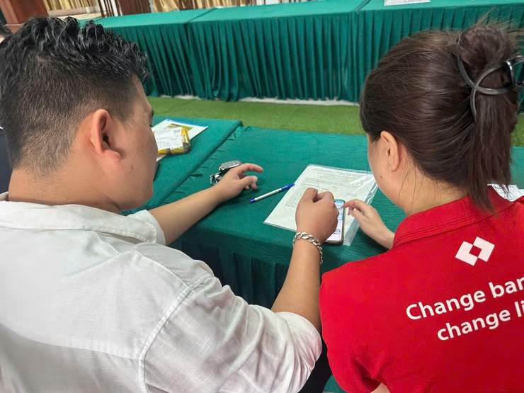 Phú Nghĩa: Thuế cơ sở 21 phối hợp với Ngân hàng TMCP Kỹ Thương Việt Nam (Techcombank)  tuyên truyền, hỗ trợ hộ kinh doanh tuân thủ pháp luật thuế- Ảnh 3.