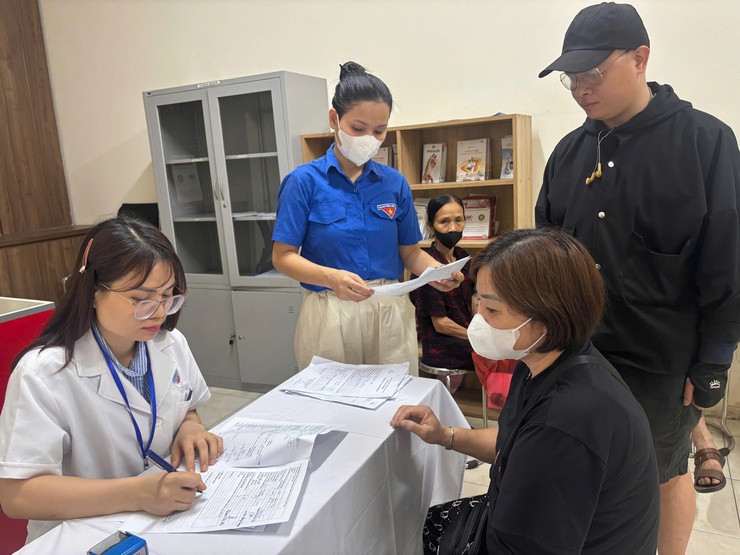 Trạm Y tế xã Sóc Sơn chung tay chăm sóc sức khỏe người khuyết tật- Ảnh 6.