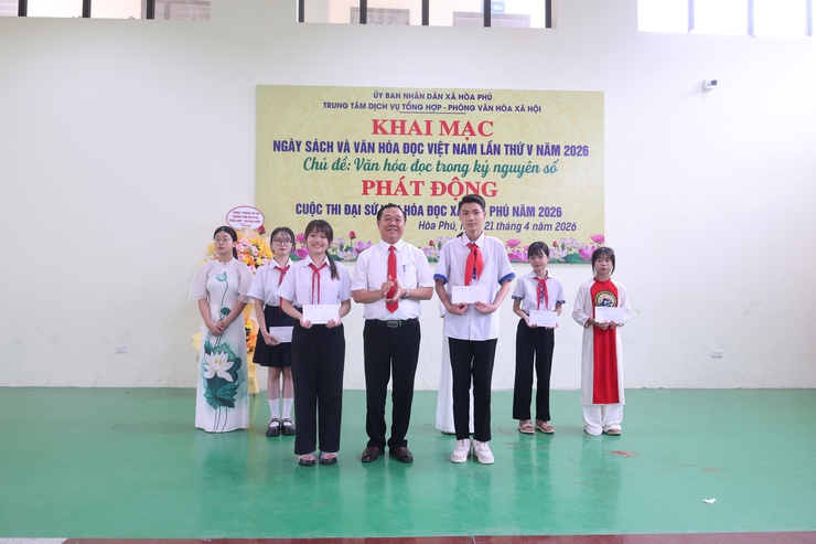 Xã Hoà Phú tổ chức Khai mạc Ngày Sách và Văn hóa đọc Việt Nam lần thứ 5 và Hội thi xếp sách nghệ thuật năm 2026- Ảnh 11.