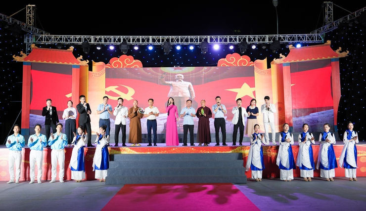 QUỐC OAI TỔ CHỨC ĐÊM NGHỆ THUẬT ĐẶC SẮC TRONG KHUÔN KHỔ LỄ HỘI CHÙA THẦY NĂM 2026- Ảnh 1.