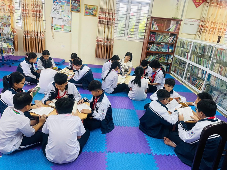 QUỐC OAI SÔI NỔI HƯỞNG ỨNG NGÀY SÁCH VÀ VĂN HÓA ĐỌC VIỆT NAM 2026: LAN TỎA TRI THỨC, KHƠI DẬY KHÁT VỌNG PHÁT TRIỂN- Ảnh 14.