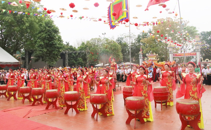 Khai mạc Lễ hội truyền thống Đình làng Hữu Văn năm 2026- Ảnh 8.