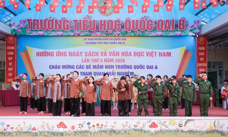 TRƯỜNG TIỂU HỌC QUỐC OAI B TỔ CHỨC NGÀY HỘI HƯỞNG ỨNG NGÀY SÁCH VÀ VĂN HÓA ĐỌC VIỆT NAM LẦN THỨ 5 NĂM 2026, CHÀO ĐÓN HỌC SINH MẦM NON THAM QUAN TRẢI NGHIỆM- Ảnh 18.