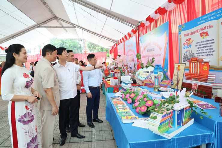 Lan tỏa văn hóa đọc từ Ngày Sách và Văn hóa đọc Việt Nam tại Xuân Mai- Ảnh 12.