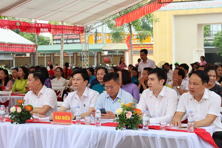 Lan tỏa văn hóa đọc từ Ngày Sách và Văn hóa đọc Việt Nam tại Xuân Mai- Ảnh 2.