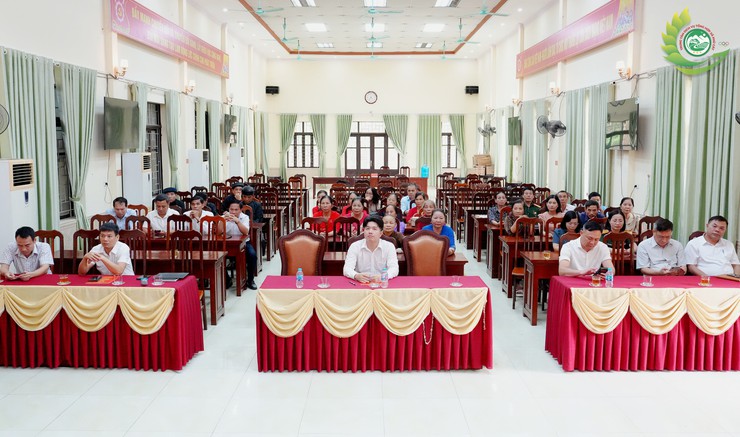 Phú Cát tăng cường quản lý, phát huy giá trị di tích; trao Bằng xếp hạng di tích cấp Thành phố cho 03 di tích tiêu biểu- Ảnh 1.