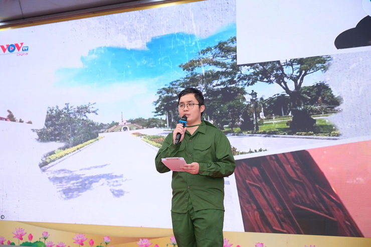 Trường THCS Trần Duy Hưng gửi gắm thông điệp “Từ những trang sách đến khoảng lặng trong tim” tại Ngày sách và văn hoá đọc năm 2026- Ảnh 4.