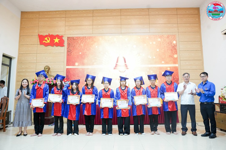 CUỘC THI RUNG CHUÔNG VÀNG “EM YÊU TỔ QUỐC EM” LẦN THỨ II NĂM 2026- Ảnh 5.