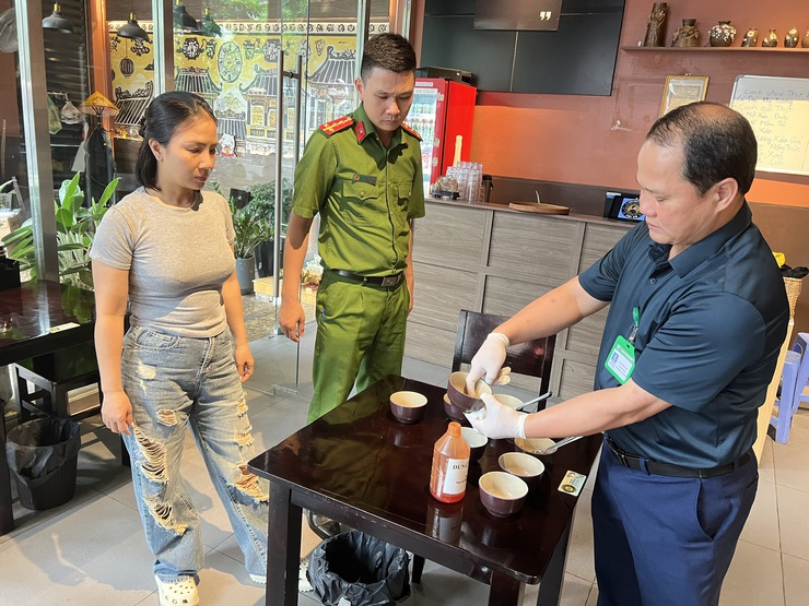 Phường Bồ Đề quyết liệt triển khai "Tháng hành động vì an toàn thực phẩm" năm 2026- Ảnh 3.