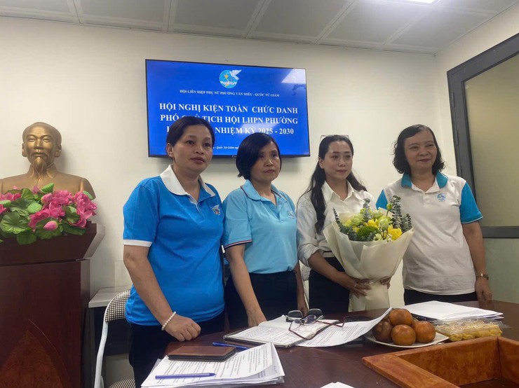  HỘI LHPN PHƯỜNG VĂN MIẾU - QUỐC TỬ GIÁM TỔ CHỨC HỘI NGHỊ GIAO BAN, SƠ KẾT QUÝ I – TRIỂN KHAI NHIỆM VỤ QUÝ II NĂM 2026- KIỆN TOÀN CHỨC DANH PCT HỘI LHPN PHƯỜNG.- Ảnh 1.