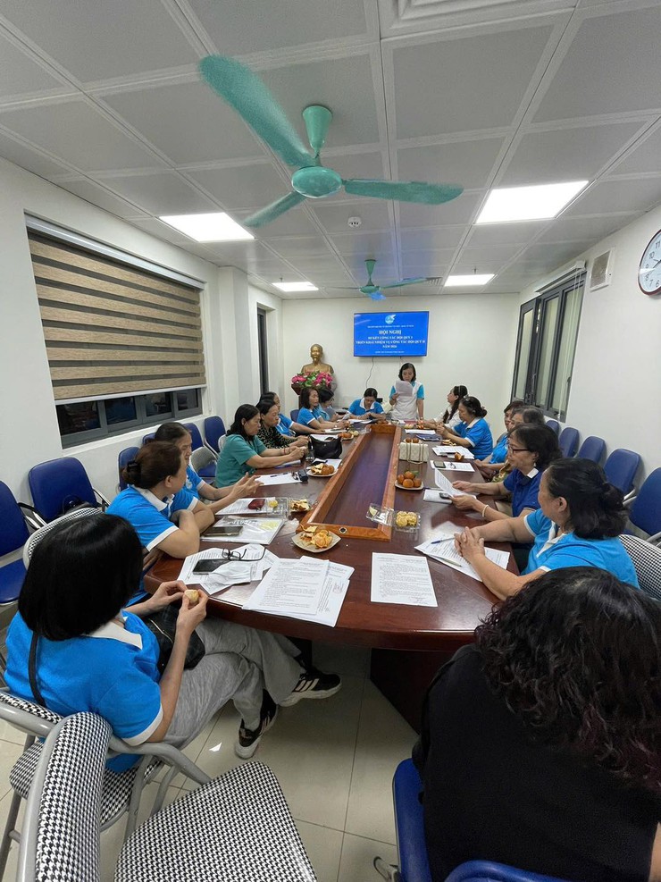  HỘI LHPN PHƯỜNG VĂN MIẾU - QUỐC TỬ GIÁM TỔ CHỨC HỘI NGHỊ GIAO BAN, SƠ KẾT QUÝ I – TRIỂN KHAI NHIỆM VỤ QUÝ II NĂM 2026- KIỆN TOÀN CHỨC DANH PCT HỘI LHPN PHƯỜNG.- Ảnh 4.