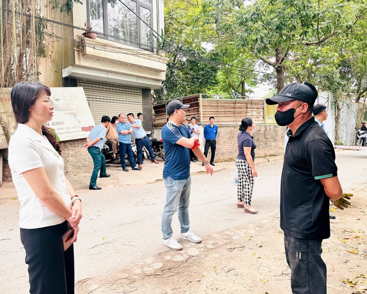 Xã Nam Phù tổ chức cưỡng chế công trình vi phạm, bảo đảm đúng pháp luật- Ảnh 5.