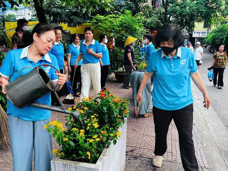 PHƯỜNG KIM LIÊN THAM GIA VSMT “NGÀY CUỐI TUẦN XANH” – TUẦN 7 (18/04/2026)- Ảnh 2.