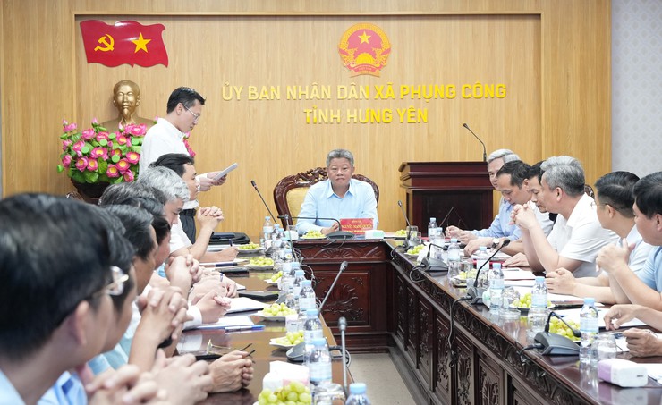 Tăng cường hợp tác, kết nối giữa xã Phụng Công (tỉnh Hưng Yên) và xã Bát Tràng (thành phố Hà Nội)- Ảnh 1.