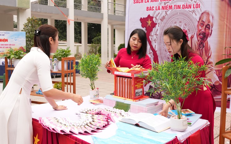 Bát Tràng tổ chức Hội thi trưng bày, tuyên truyền và giới thiệu sách năm 2026- Ảnh 7.