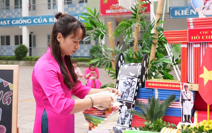 Bát Tràng tổ chức Hội thi trưng bày, tuyên truyền và giới thiệu sách năm 2026- Ảnh 8.