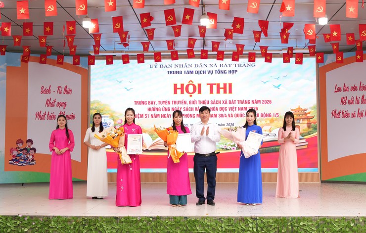Bát Tràng tổ chức Hội thi trưng bày, tuyên truyền và giới thiệu sách năm 2026- Ảnh 15.